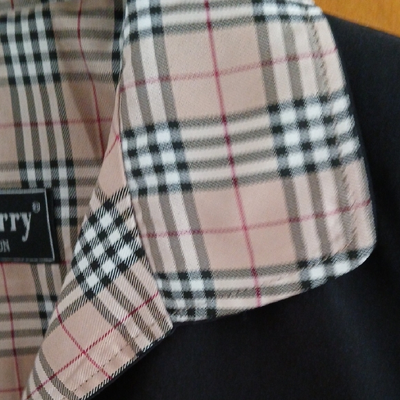 Burberry Black Trench Coat Modern Plaid Design M/L EUC - Picture 7 of 8